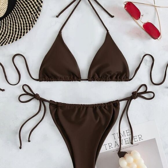 Bikini    - Picture 2 of 9